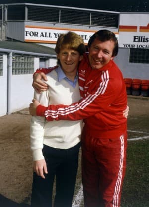 Gordon Strachan i Alex Ferguson (fot. oldschoolfooty.tumblr.com)