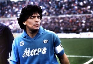 Czy Higuain stanie się dla neapolitańczyków współczesnym Maradoną?