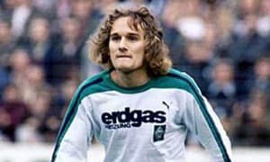 Allan Simonsen w koszulce Borussi