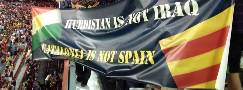 baner o Kurdystanie na El Clasico