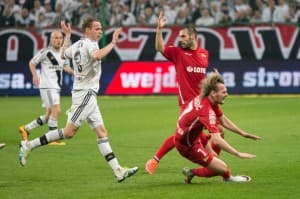 02.04.2016, Warszawa ul.Łazienkowska 3, Ekstarklasa Legia Warszawa - Lechia Gdańsk; nz. Flavio Paixao(S), Milos Krasić(P), Ondrej Duda(L); fot. Grzegorz Rutkowski;