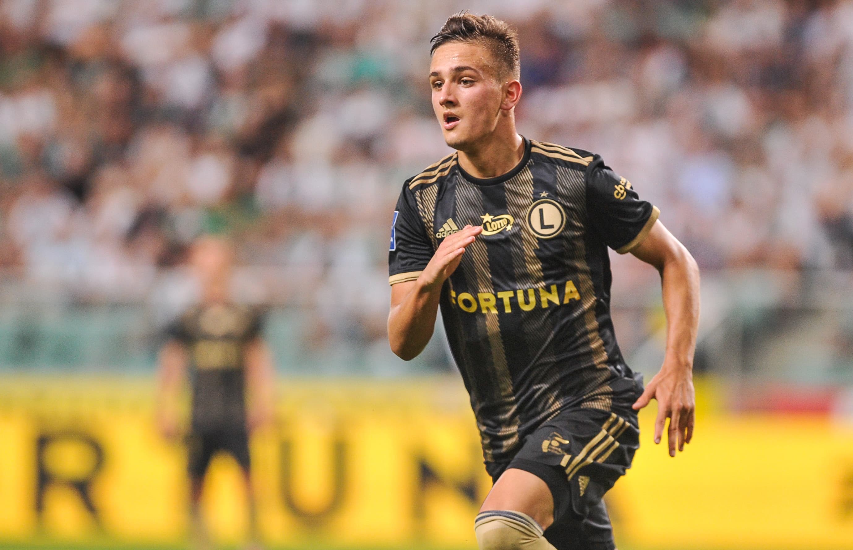 Michał Karbownik (Legia Warszawa - Raków Częstochowa); polscy juniorzy