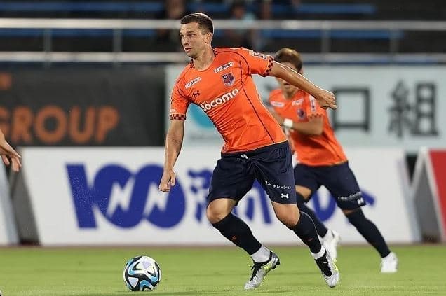 Jakub Świerczok - Omiya Ardija