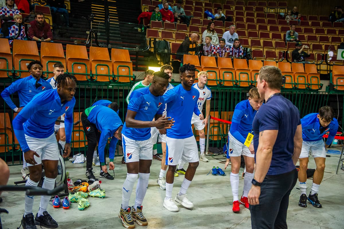 Spodek Super Cup, Banik i Spartak