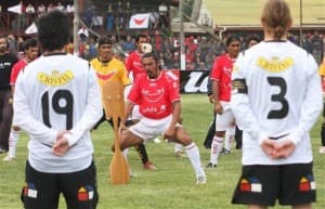 Taniec piłkarzy CF Rapa Nui