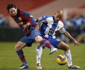 Lionel Messi (po lewej)