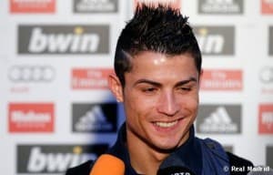 Ronaldo odpowiada na pytania dziennikarzy