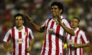 Diego Costa (w środku) został bohaterem czerwono-białej części Madrytu