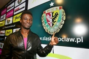 Eric Mouloungui w koszulce Śląska Wrocław