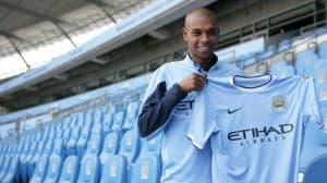 Fernandinho piłkarzem Manchesteru City