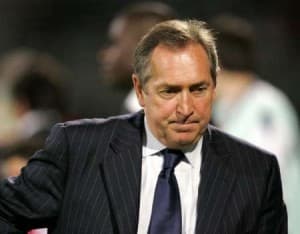 To właśnie ten człowiek zatrzymał lwa z Chelsea. Gerard Houllier długo nie musiał się aklimatyzować w Anglii
