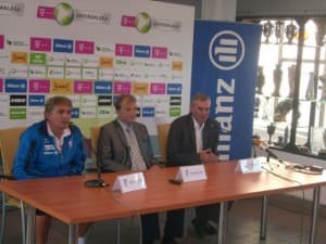Adam Nawałka (z lewej) musi być zadowolony ze skuteczności Górnika w ostatnim meczu