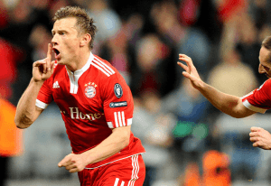 Byłego zawodnika m.in. Hamburgera SV i CSKA Moskwa, a obecnie Bayernu Monachium nie zobaczymy na Euro 2012