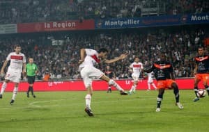 Fenomenalny Pastore strzala gola drużynie Montpellier