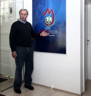 Josef Hickersberger stawia na wygraną Austriaków 2:1.