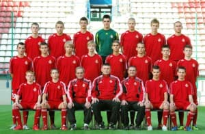 Juniorzy młodsi Wisły Kraków w tym sezonie są bardzo bliscy awansu do finałowej batalii o mistrzostwo Polski