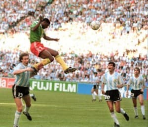 Kamerun w starciu z Argentyną na mistrzostwach świata 1990