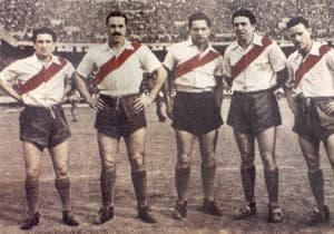 La Maquina w składzie Juan C. Munoz, Jose M. Moreno, Adolfo Pedernera, Angel Labruna i Felix Lousteau