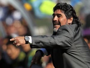 Czy Diego Maradona będzie dyrygował piłkarzami Aston Villi?