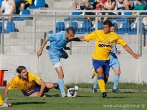 Marciano Bruma w efektownym stylu pokonał własnego bramkarza