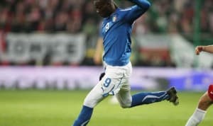 Mario Balotelli musi się uspokoić albo będzie miał problem