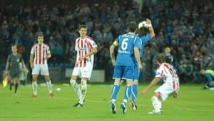 Lech oddaje mistrza, ratując Cracovie?