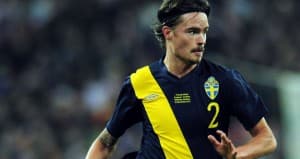 Mikael Lustig z pewnością będzie solidnym wzmocnieniem formacji defensywnej Celticu Glasgow