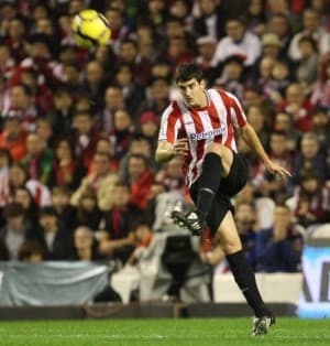 Wspaniałomyślny Mikel San Jose podarował Valencii pierwsze trafienie