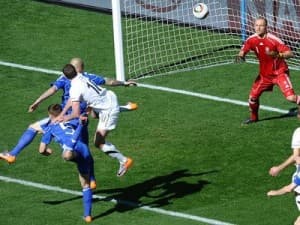 Jan Mucha nie dał się pokonać napastnikom reprezentacji Rosji