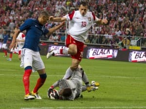 Wojciech Szczęsny i Tomasz Jodłowiec wybiegną dziś w pierwszym składzie