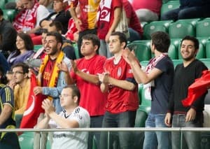 Dla swojej drużyny można pokonywać tysiące kilometrów