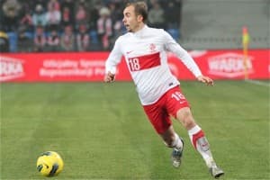 Adrian Mierzejewski i piłka. Ta para dobrze rozumiała się we wtorkowy wieczór