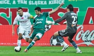 Diaz (przy piłce) był bardzo groźny w pierwszej połowie