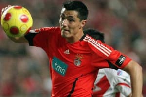 Oscar Cardozo dwoił się i troił, ale bramki nie strzelił 