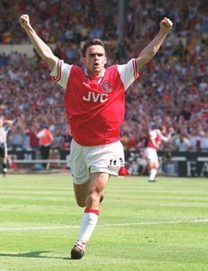 Overmars trafił do Arsenalu