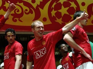 Scholes świętuje upragniony triumf w Lidze Mistrzów w 2008 roku