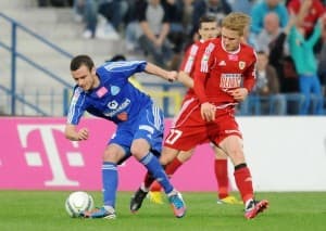 Piast pokonał Ruch 2:1 i awansował na czwarte miejsce