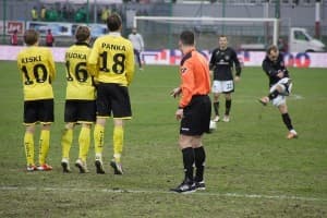 Kiepska postawa Polonii kluczem do zwycięstwa Widzewa