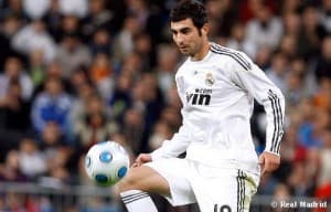 Raul Albiol nie zagra przeciwko Szkocji