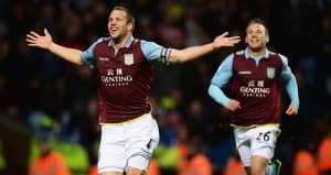 Ron Vlaar, Aston Villa