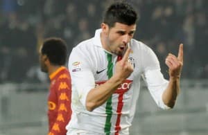 Vincenzo Iaquinta strzelił fantastycznego gola dla Juventusu w meczu z Romą