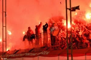 Efektowna oprawa kibiców