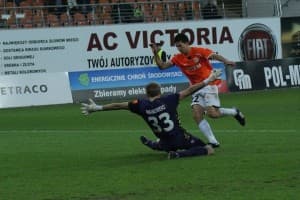 Zbigniew Małkowski w kolejnym meczu puścił trzy bramki