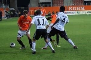 Legia wreszcie wygrała, ale kibice wciąż czekają na przełamanie w lidze