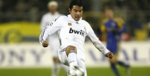 Saviola to ostatni piłkarz, który zamienił Barcelonę na Real