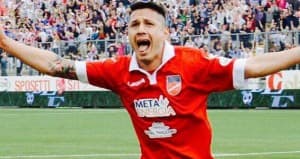 Gianluca Lapadula w barwach Teramo (fot.sporttag.it)