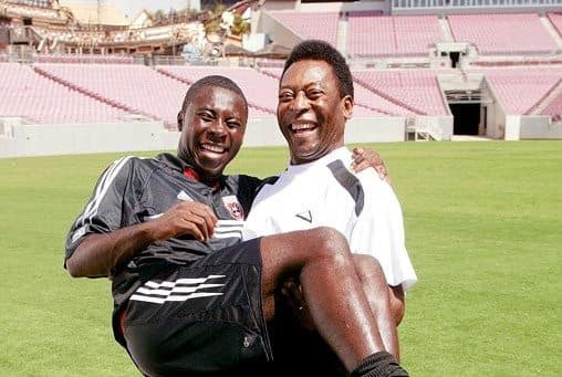 Freddy Adu i Pele (fot. Yeswecrann.co.za)