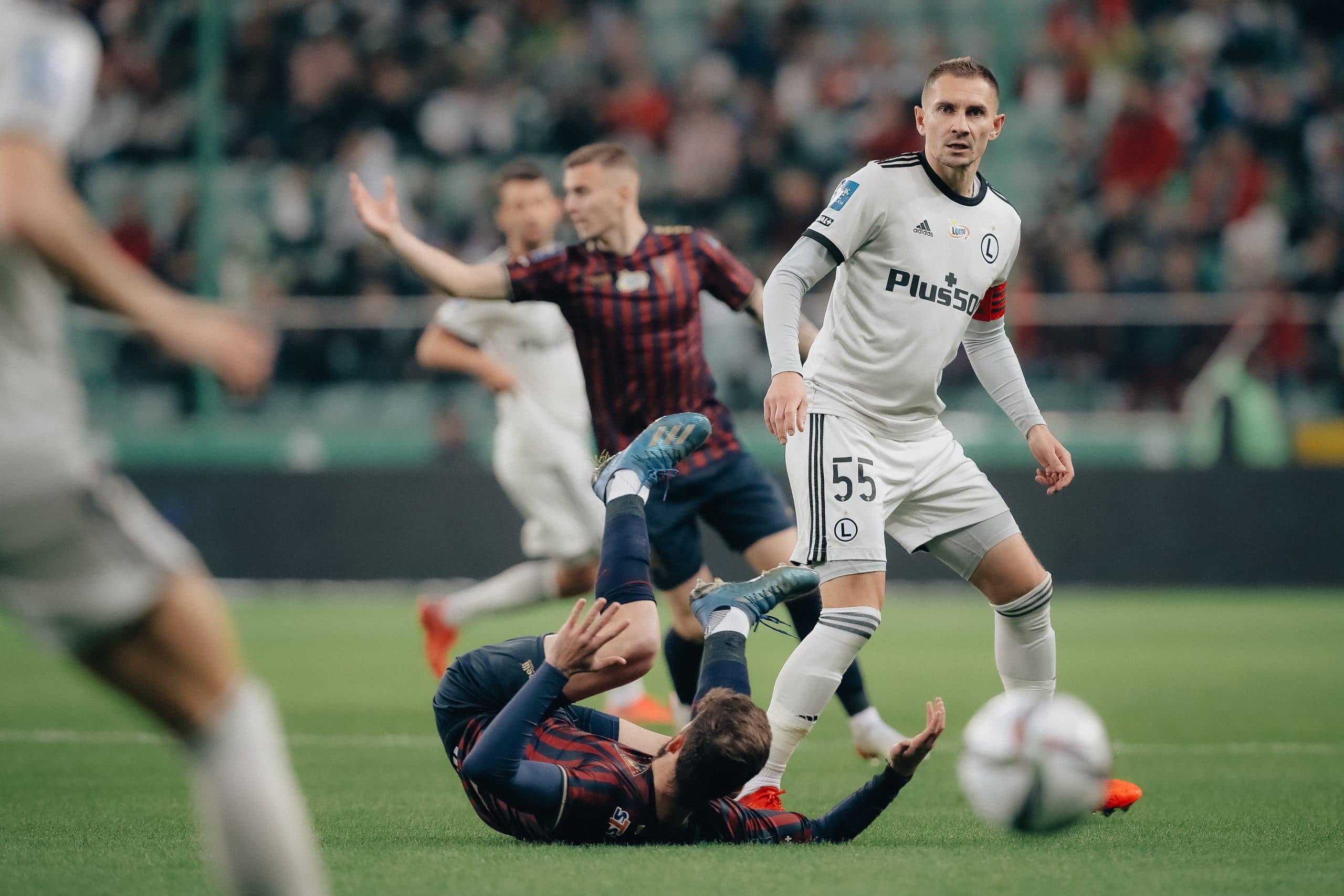 Legia Warszawa w strefie spadkowej. Sytuacja w stolicy bije na alarm!
