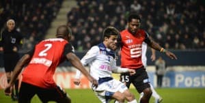 17-letni Jean zadebiutował w pierwszej drużynie Troyes w meczu z Rennes w Pucharze Ligi