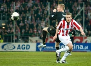 Szymon Sawala cieszy się ze zwycięstwa w trudnym spotkaniu